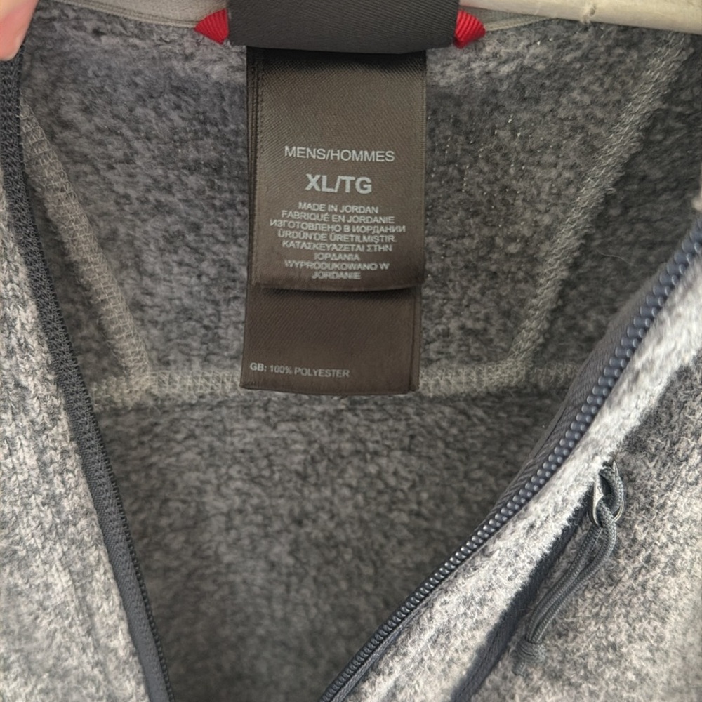 Men’s North Face Pullover - image 4